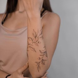 Women's arm tattoos