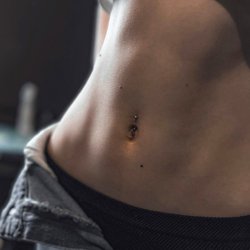 Navelpiercing