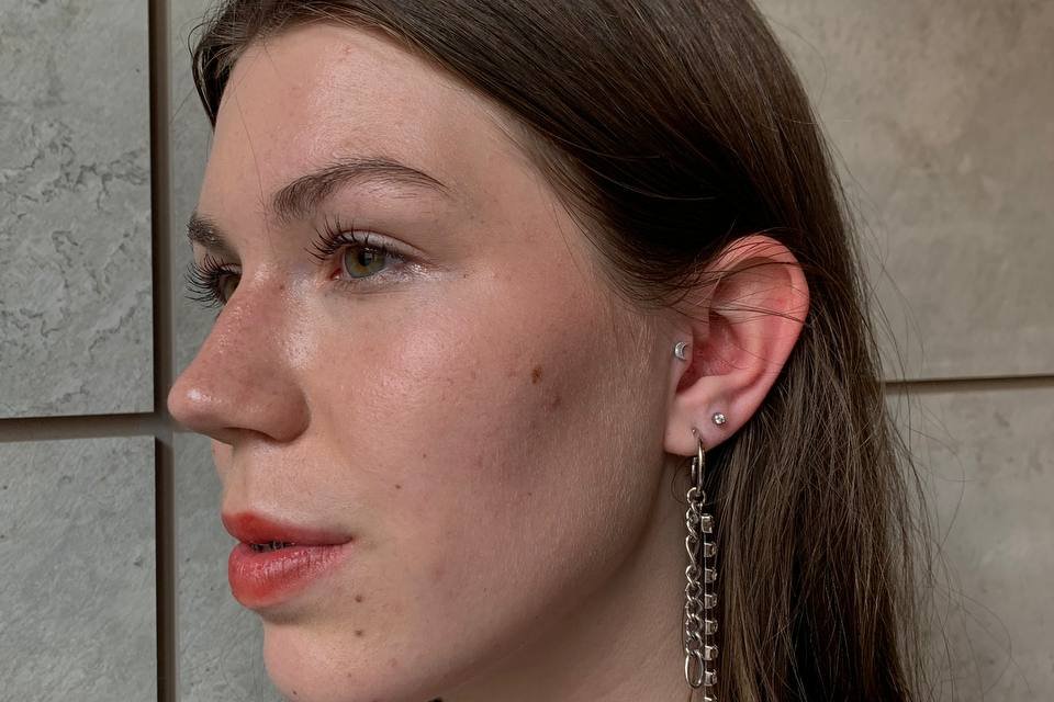 e794ad42-487e-4e7e-9a8b-8e53a3b7a67b