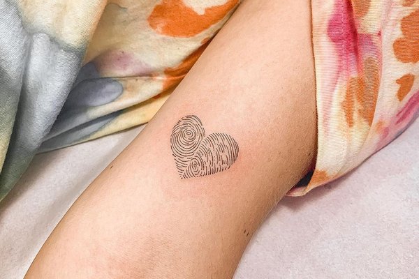 отпечаток пальца (9)